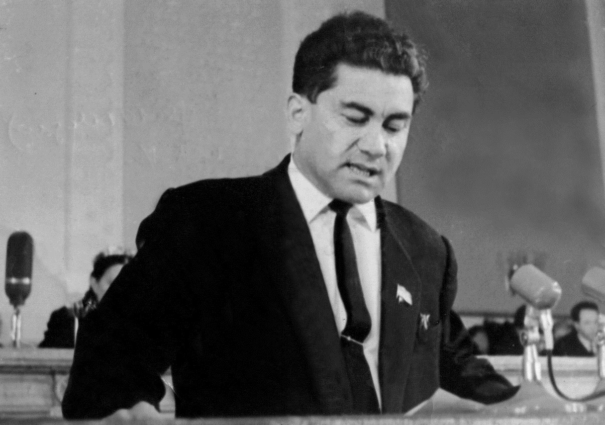 секретарь цк кунаев. 1 секретарь цк компартии казахстана. первый секретарь цк казахстана. первый секретарь цк казахстана. динмухамед кунаев портрет.